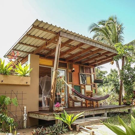 Mozambeat Motel Tofo Екстер'єр фото
