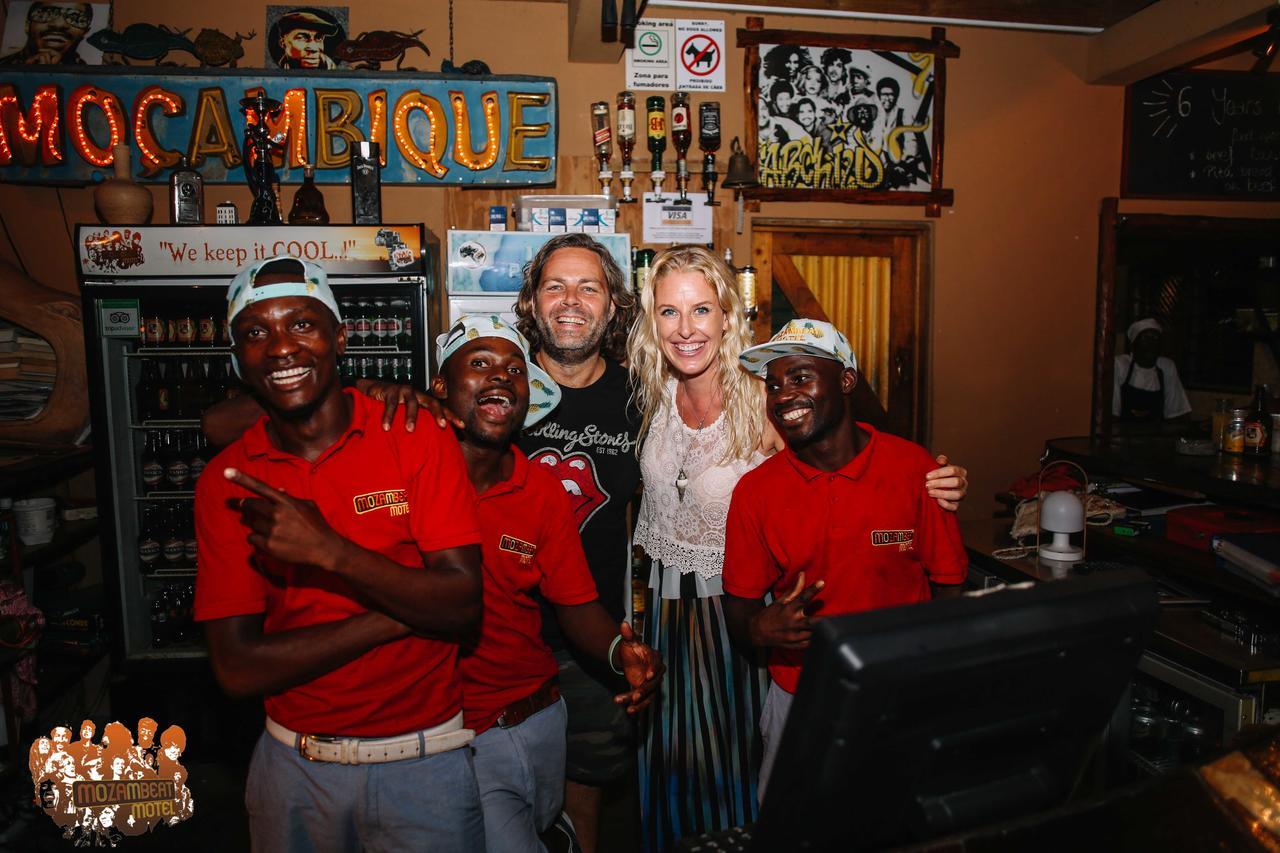 Mozambeat Motel Tofo Екстер'єр фото